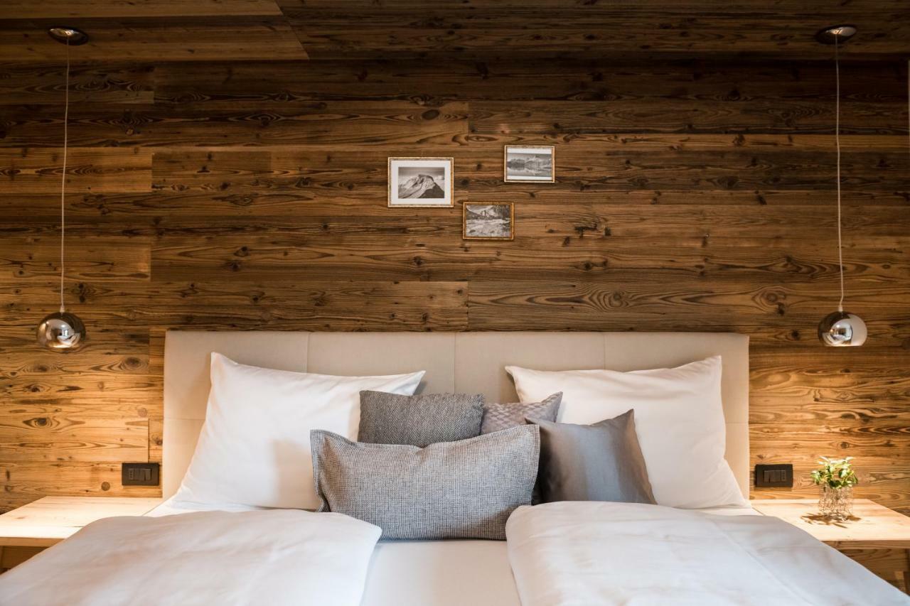 Les Dolomites Mountain Lodges San Martino in Badia Dış mekan fotoğraf