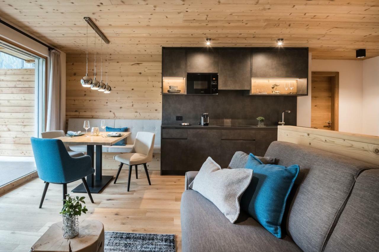 Les Dolomites Mountain Lodges San Martino in Badia Dış mekan fotoğraf