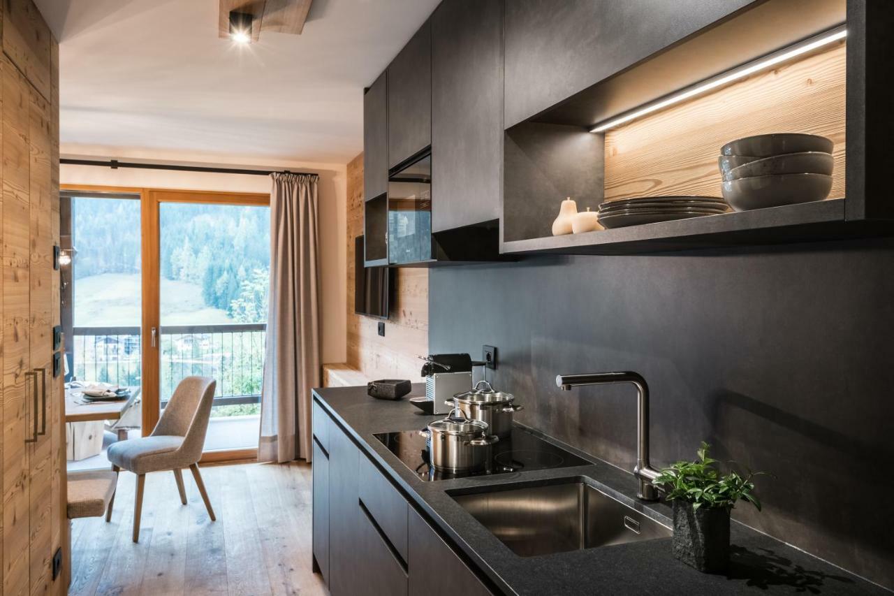 Les Dolomites Mountain Lodges San Martino in Badia Dış mekan fotoğraf