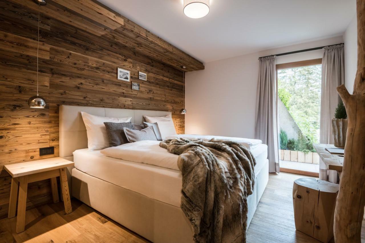Les Dolomites Mountain Lodges San Martino in Badia Dış mekan fotoğraf